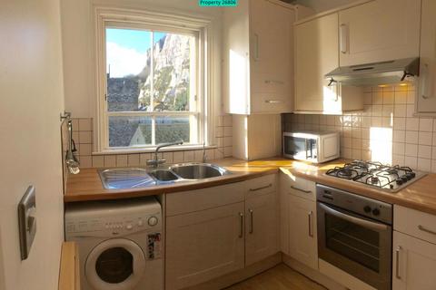 1 bedroom flat to rent, East Cliff, Dover, CT16 1LU
