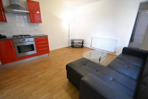 1 bedroom flat to rent, Osborne Road, Levenshulme, Manchester. M19 2DT