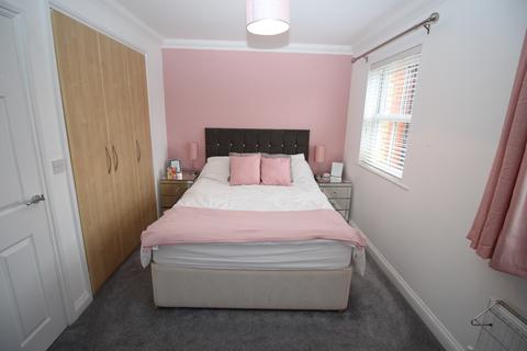 2 bedroom terraced house for sale - Sycamore Close, Potton, SG19