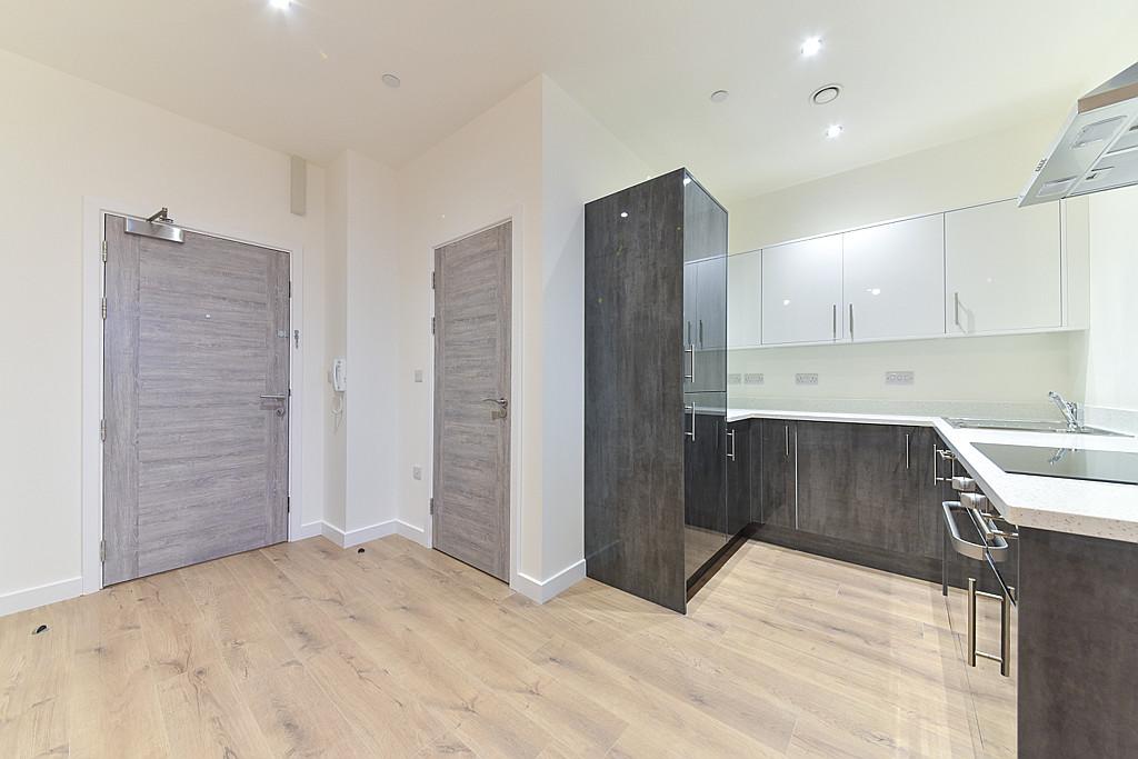 Bayard Plaza, Peterborough, PE1 2 bed apartment £1,095 pcm (£253 pw)
