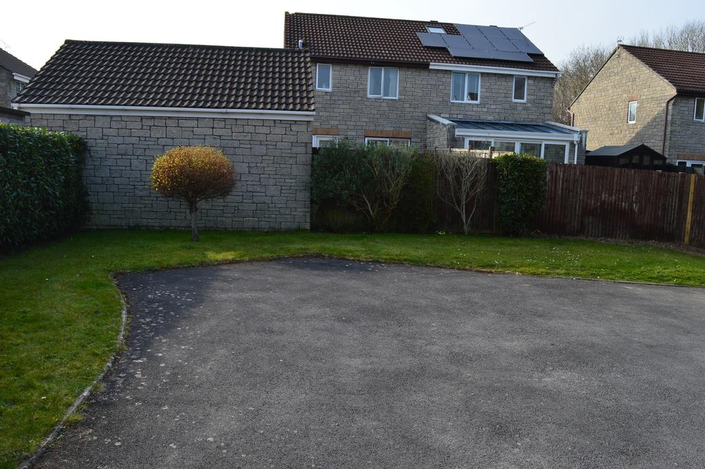 Clos Y Wiwer, Llantwit Major CF61 3 bed detached house for sale £355,000