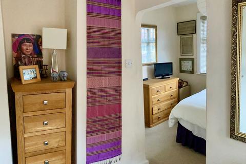 3a Julien Road, London, W5 4XA