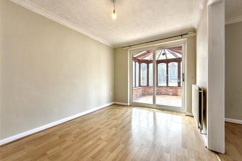 4 bedroom detached house to rent, 9 Bryony Way, Priorslee, Telford