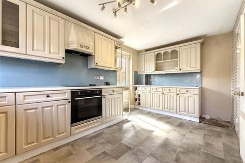 4 bedroom detached house to rent, 9 Bryony Way, Priorslee, Telford