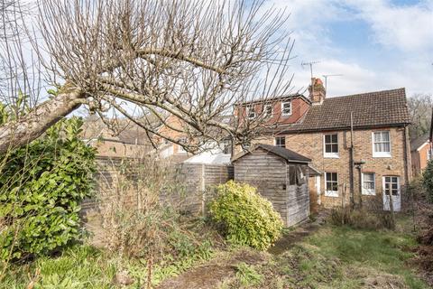 119 Lion Lane, Haslemere, GU27 1JL