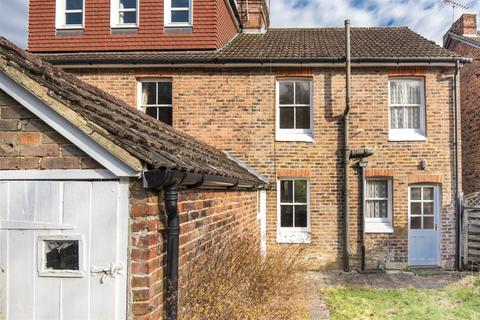 119 Lion Lane, Haslemere, GU27 1JL