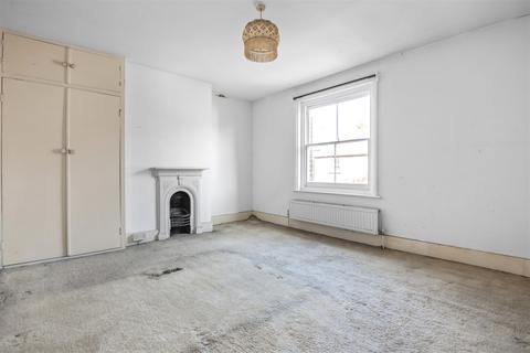 119 Lion Lane, Haslemere, GU27 1JL