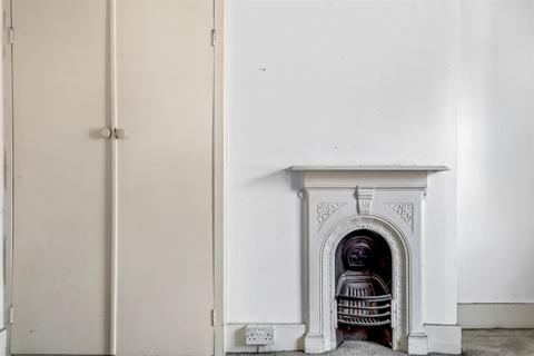 119 Lion Lane, Haslemere, GU27 1JL