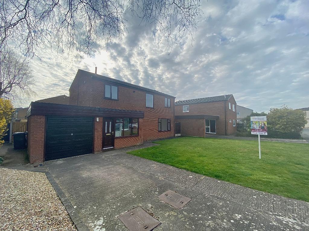 Lansdowne Close, Carlisle, CA3 4 bed detached house £295,000