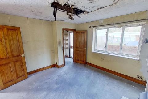 11 Office Row, Ystalyfera, Swansea, SA9 2EE