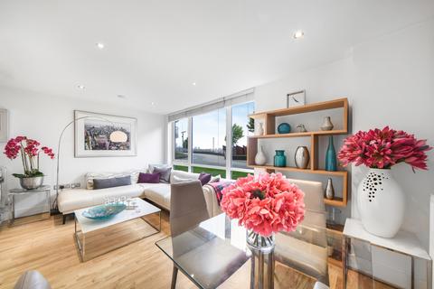 2 bedroom apartment for sale, Beacon Point, New Capital Quay, Greenwich SE10