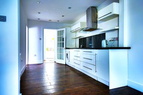 27a Duncan Road, Gillingham, ME7 4LA