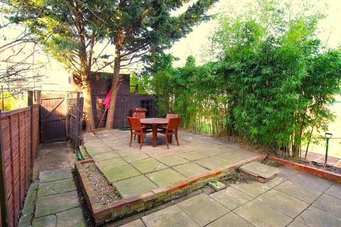 27a Duncan Road, Gillingham, ME7 4LA