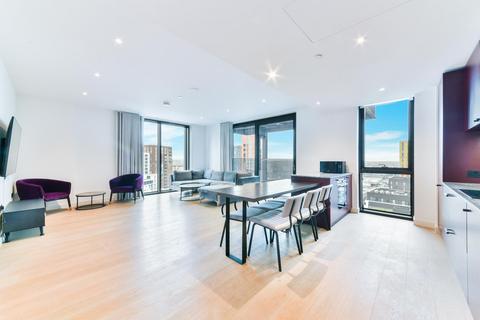 3 bedroom flat to rent, The Modern, Embassy Gardens, London, SW11