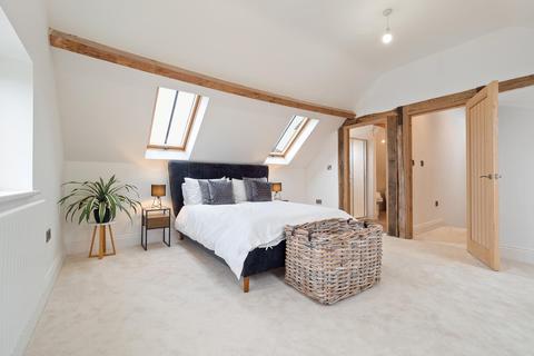 3 bedroom barn conversion for sale - Banbury Road, Bishops Tachbrook, Leamington Spa, CV33
