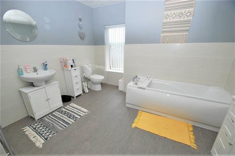 102 Beach Road, South Shields, NE33 2NE