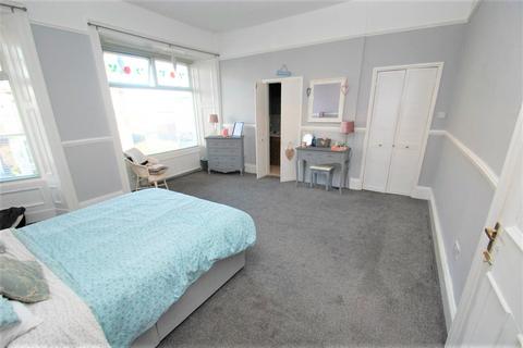 102 Beach Road, South Shields, NE33 2NE