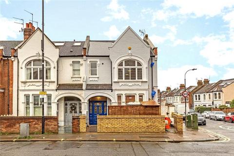 3 bedroom flat to rent, Fulham Palace Road, London