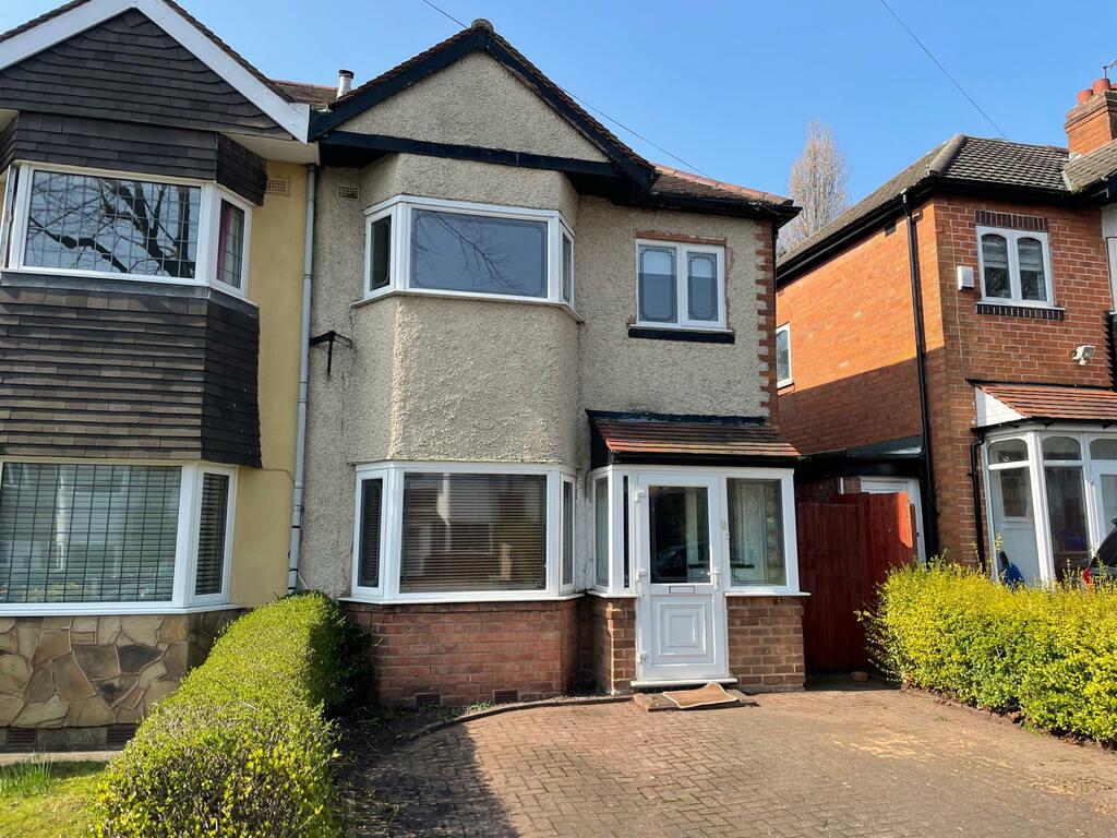 Marshall Grove, Great Barr... 3 bed semidetached house £850 pcm (£
