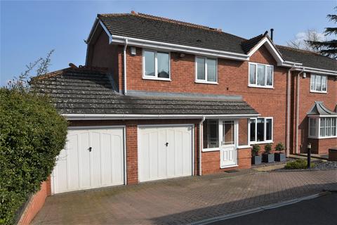 1 Foxfield Drive, Stourbridge, DY8 1RW
