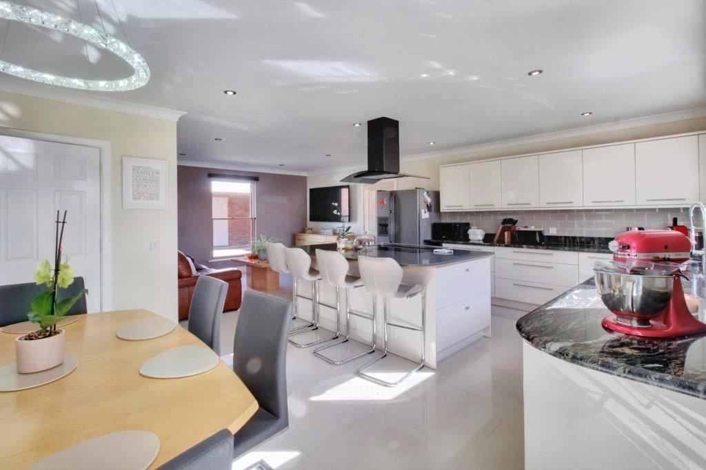 Kitchen/Family Room