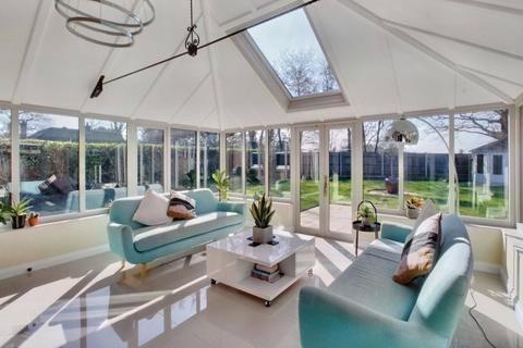 4 Appleacres, Old Catton, Norwich, NR6 7BA