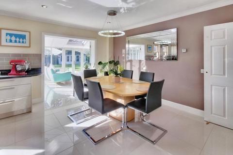 4 Appleacres, Old Catton, Norwich, NR6 7BA