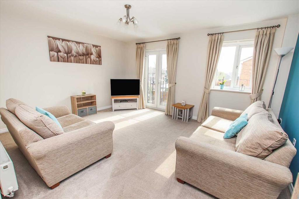 Richmond Drive, North Hykeham, Lincoln 3 bed semidetached house £230,000