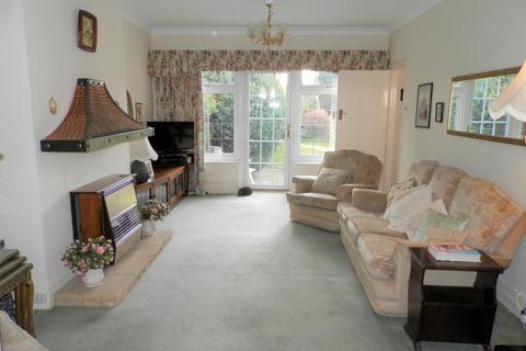 32 Meadow Way, Upminster, RM14 3AD