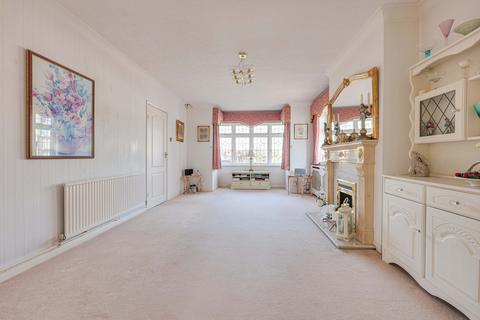 102 Shoebury Road, Southend-on-sea, SS1 3RL