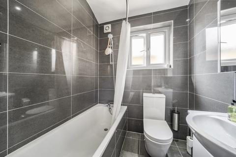 27 Woodlands Park Road, London, SE10 9XE