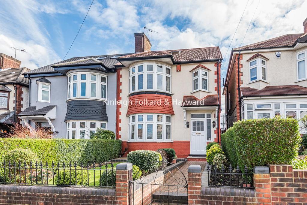 Waterfall Road, New Southgate 4 bed semidetached house for sale £800,000