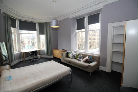 undefined, Gibson Street, Hillhead, Glasgow, G12