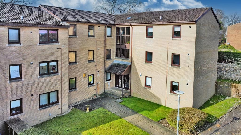 Brodie Park Avenue, Paisley PA2 2 bed ground floor flat £110,000