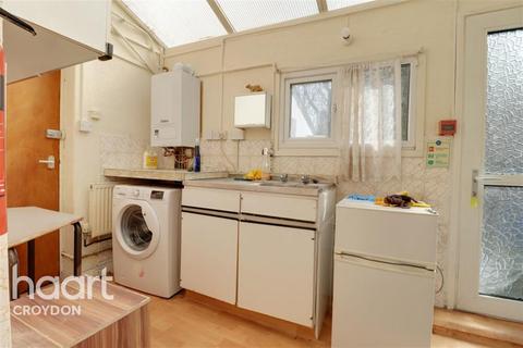 1 bedroom in a house share to rent - Prince Road, SE25