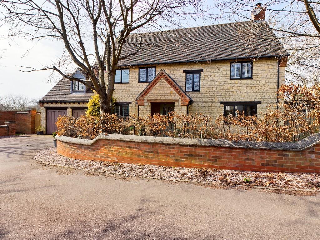 Wappenham Road, Abthorpe 5 bed detached house £795,995
