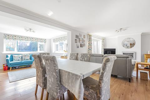 58 Chaplin Drive, Headcorn, Ashford, TN27 9TN