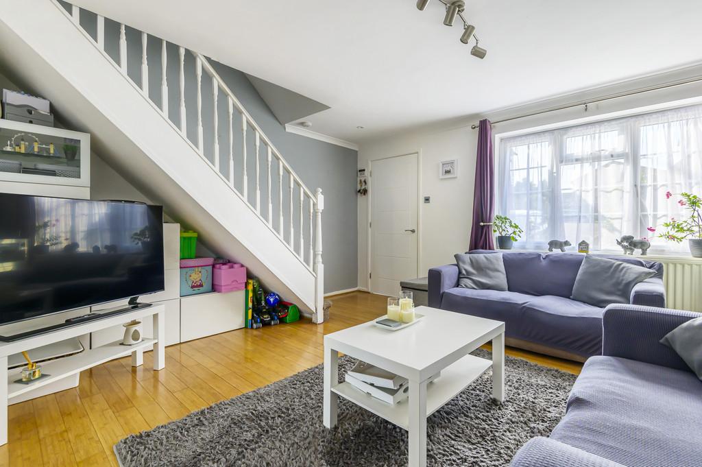 Redbank, Leybourne 3 bed terraced house £375,000