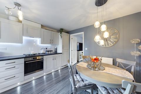 9 Colliery Road, Woodlands, Doncaster, DN6 7FJ