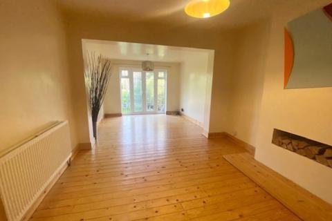 94 Burman Road, Shirley, Solihull, B90 2BQ