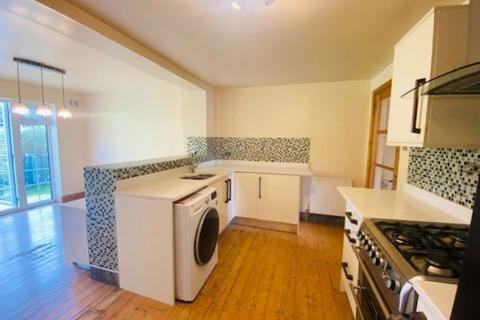 94 Burman Road, Shirley, Solihull, B90 2BQ