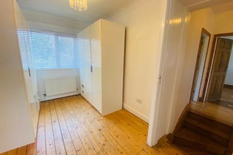 94 Burman Road, Shirley, Solihull, B90 2BQ