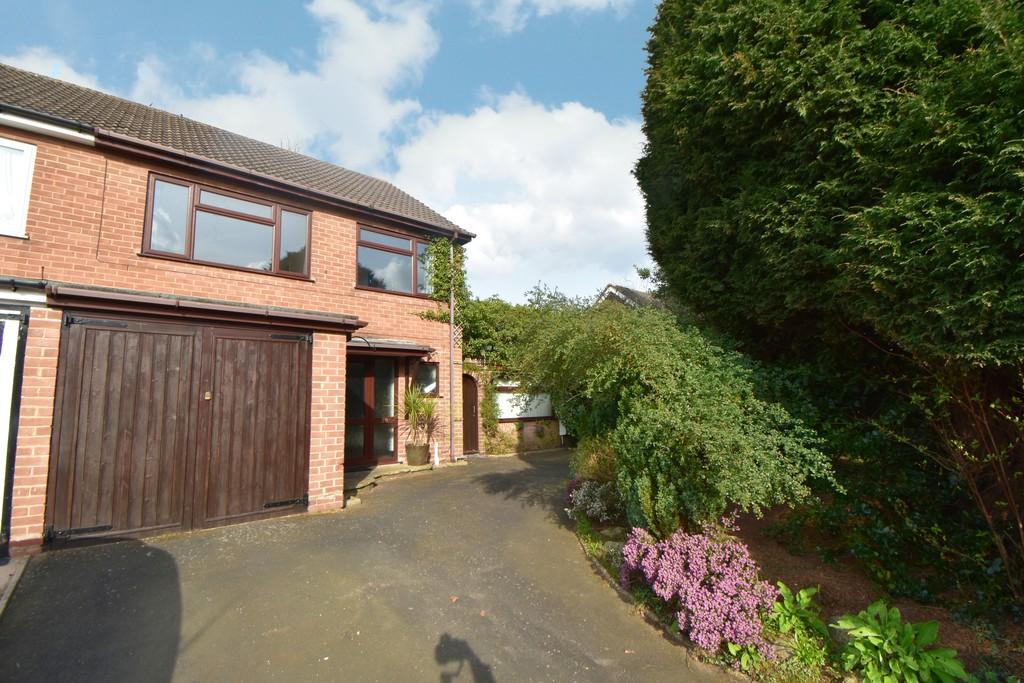 Fieldon Close, Shirley 3 bed semidetached house £379,950