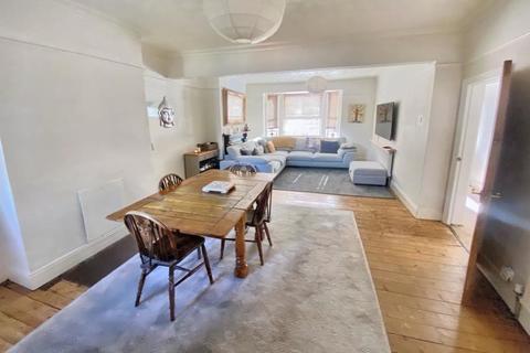 18 Hawkins Road, Coventry, CV5 6HZ