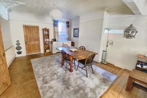 18 Hawkins Road, Coventry, CV5 6HZ