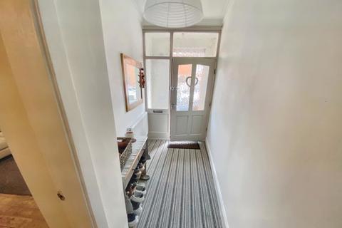 18 Hawkins Road, Coventry, CV5 6HZ