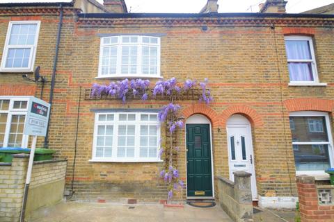 32 Admaston Road, London, SE18 2TX