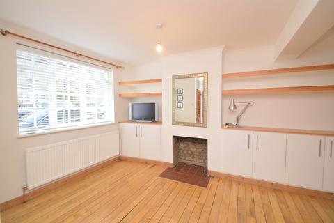 32 Admaston Road, London, SE18 2TX