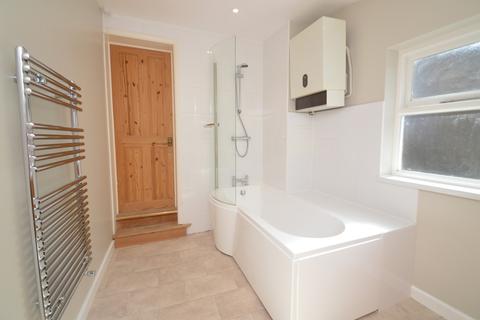32 Admaston Road, London, SE18 2TX