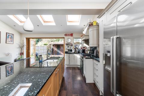9 Wanstead Place, London, E11 2SW